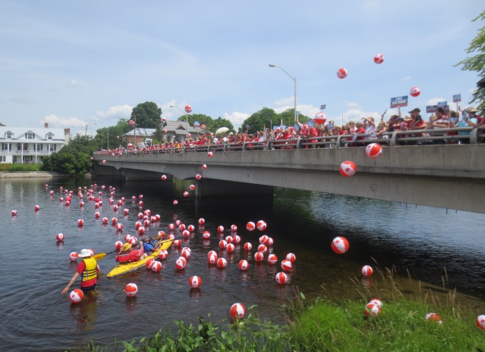 In a symbolic gesture to let the municipal and provincial politicians know that they had ‘dropped the ball’ on this issue, Canada flag beach balls were released from the top of the bridge. Volunteers worked downstream to return the balls to shore.
