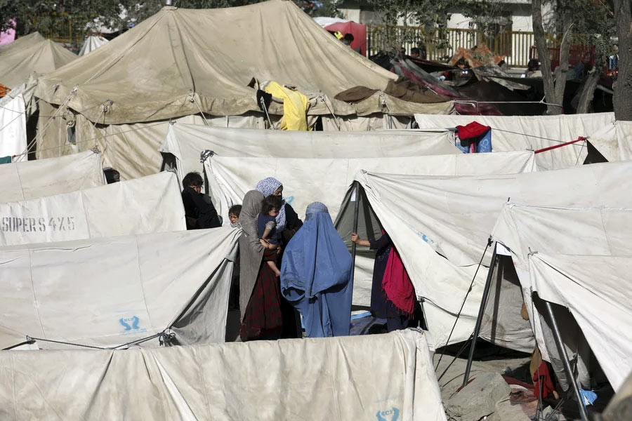 Volunteers needed to help Afghan refugee family