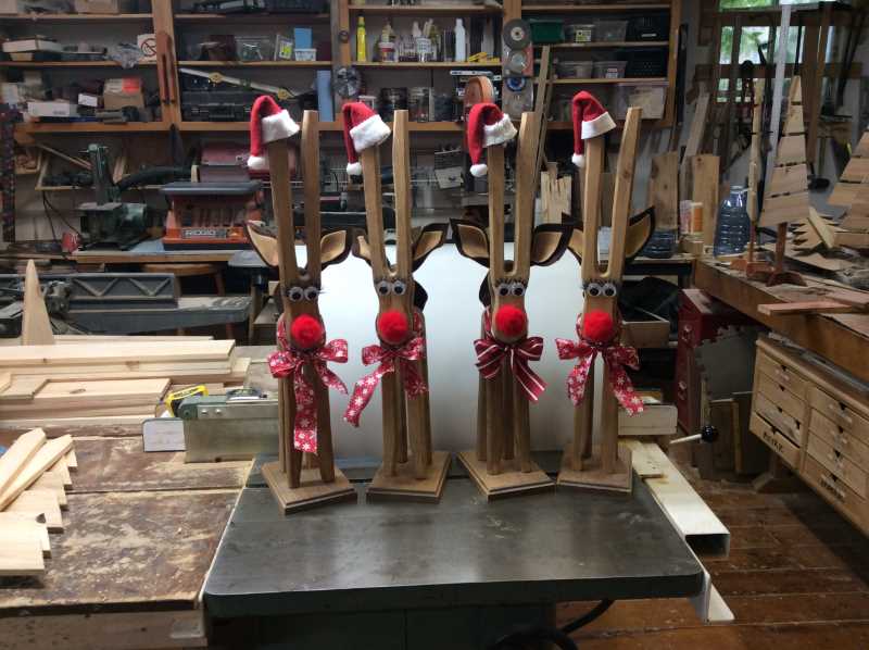 Christmas crafts from the Naismith Men's Shed - Vimarsana News