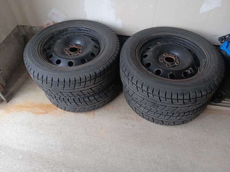 For sale: Hyundai Tucson tires and accessories - Vimarsana News
